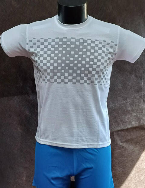 Camiseta técnica REFLECTANTE manga corta, color blanca