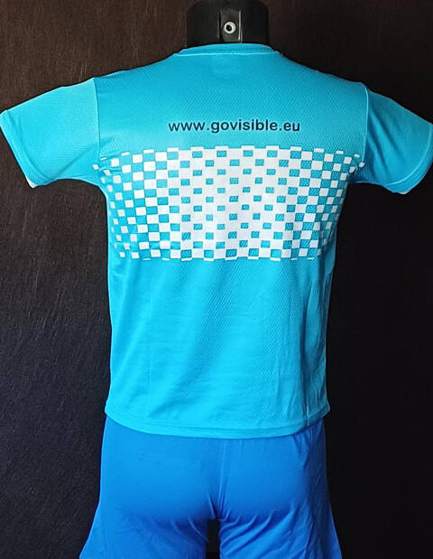 Camiseta técnica REFLECTANTE manga corta, color Cian